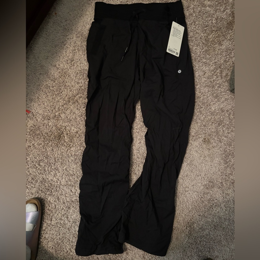 Lululemon NWT dance studio pants NWT 8R